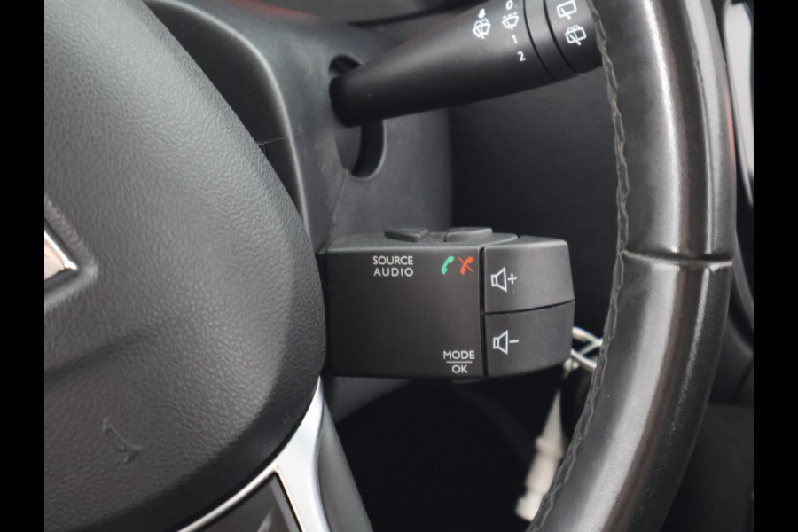 Dacia Lodgy 1.3 TCe COMFORT 7 PERSOONS 1e EIGENAAR AIRCO. SPORTVELGEN. PRIVACY GLASS.COMFORT PAKKET