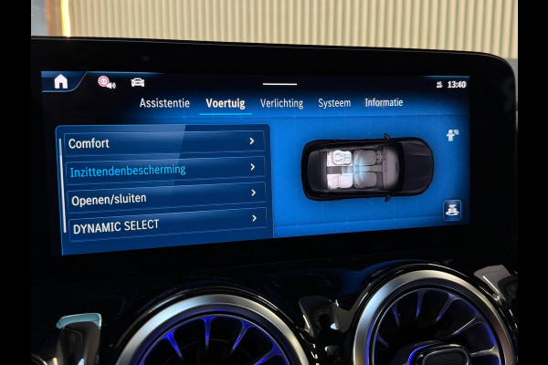 Mercedes-Benz GLA 200 AMG Line PANO|KEYLESSS|CARPLAY|CAMERA|FEERVERLICHTING|FABRIEKSGARANTIE|20INCH