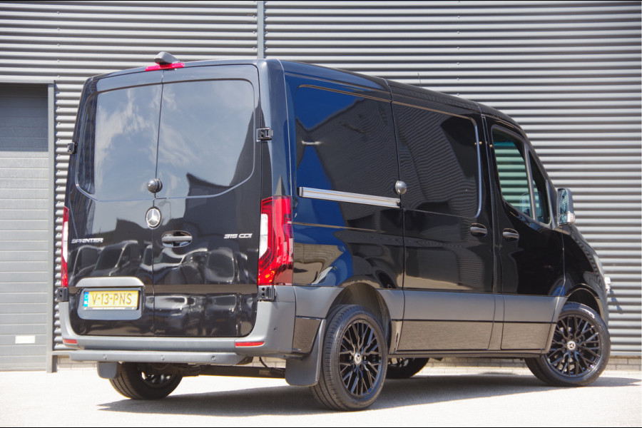 Mercedes-Benz Sprinter 315 1.9 CDI 3.5T L1H1 AUT. LED, LEDER, 360 CAMERA, ADAPT. CRUISE, 10'' MBUX, NAVI, CLIMA