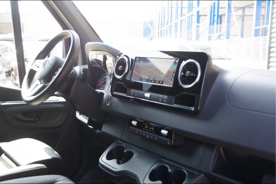 Mercedes-Benz Sprinter 315 1.9 CDI 3.5T L1H1 AUT. LED, LEDER, 360 CAMERA, ADAPT. CRUISE, 10'' MBUX, NAVI, CLIMA