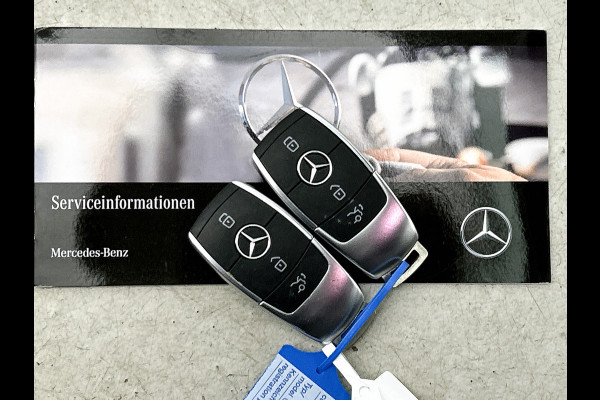 Mercedes-Benz GLE 400 e 4MATIC AMG Line Premium | AMG Line | Night Pakket | Airmatic | Panoramadak | Trekhaak | Memory Voorstoelen | Inclusief 24 maanden MB Certified garantie voor Europa.
