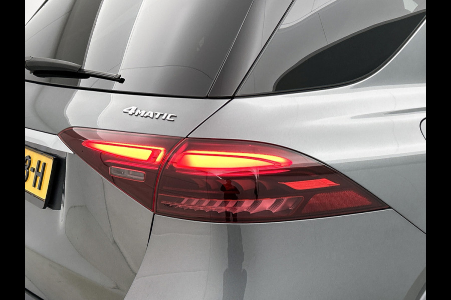 Mercedes-Benz GLE 400 e 4MATIC AMG Line Premium | AMG Line | Night Pakket | Airmatic | Panoramadak | Trekhaak | Memory Voorstoelen | Inclusief 24 maanden MB Certified garantie voor Europa.