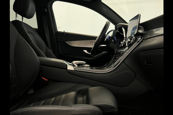 Mercedes-Benz GLC Coupé 250d / AMG / Schuifdak / Luchtvering / Memory