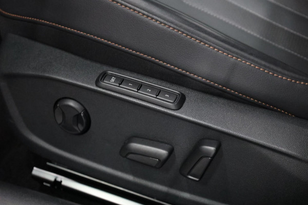CUPRA Leon 2.0 TSI VZ 300+PK LED/VIRTUAL/SFEER/PANO/HALF LEER+S.VERWARMING+MEMORY/19"/CAM/ACC/ECC/12 MDN GARANTIE!
