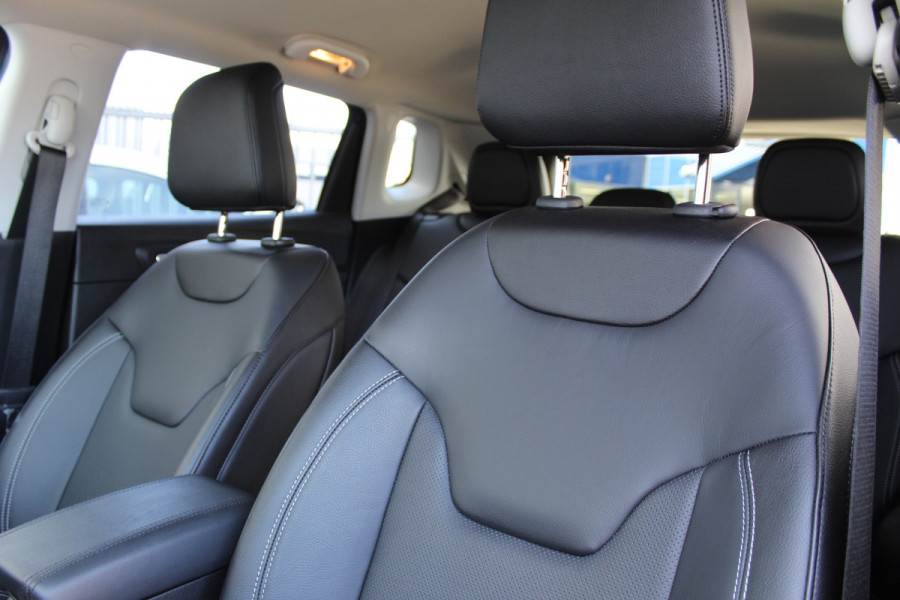 Jeep Compass 4xe 240 Plug-in Hybrid Electric Summit | Leder | Winterpack | Camera | Stoelverwarming/ventilatie | Compleet