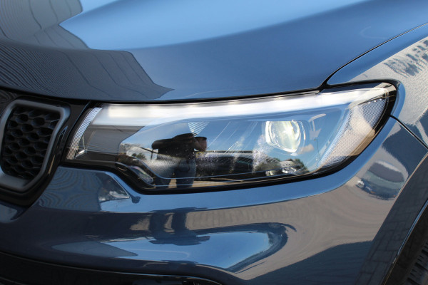 Jeep Compass 4xe 240 Plug-in Hybrid Electric Summit | Leder | Winterpack | Camera | Stoelverwarming/ventilatie | Compleet