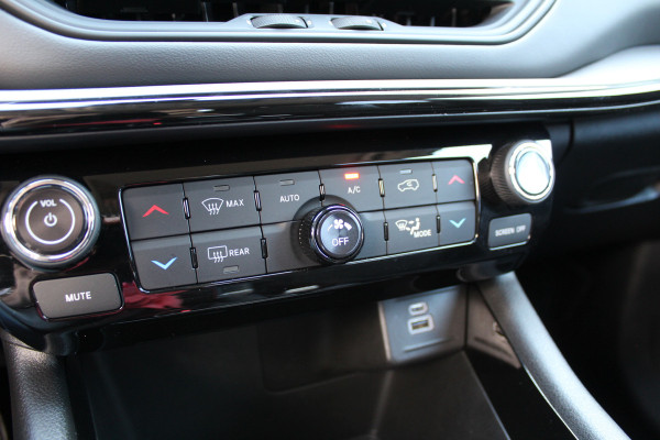 Jeep Compass 4xe 240 Plug-in Hybrid Electric Summit | Leder | Winterpack | Camera | Stoelverwarming/ventilatie | Compleet