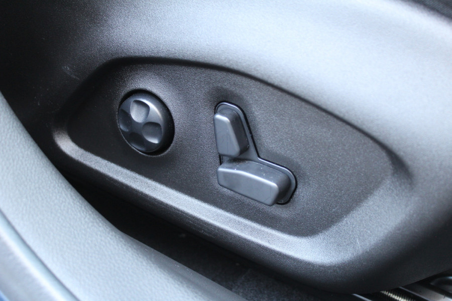 Jeep Compass 4xe 240 Plug-in Hybrid Electric Summit | Leder | Winterpack | Camera | Stoelverwarming/ventilatie | Compleet