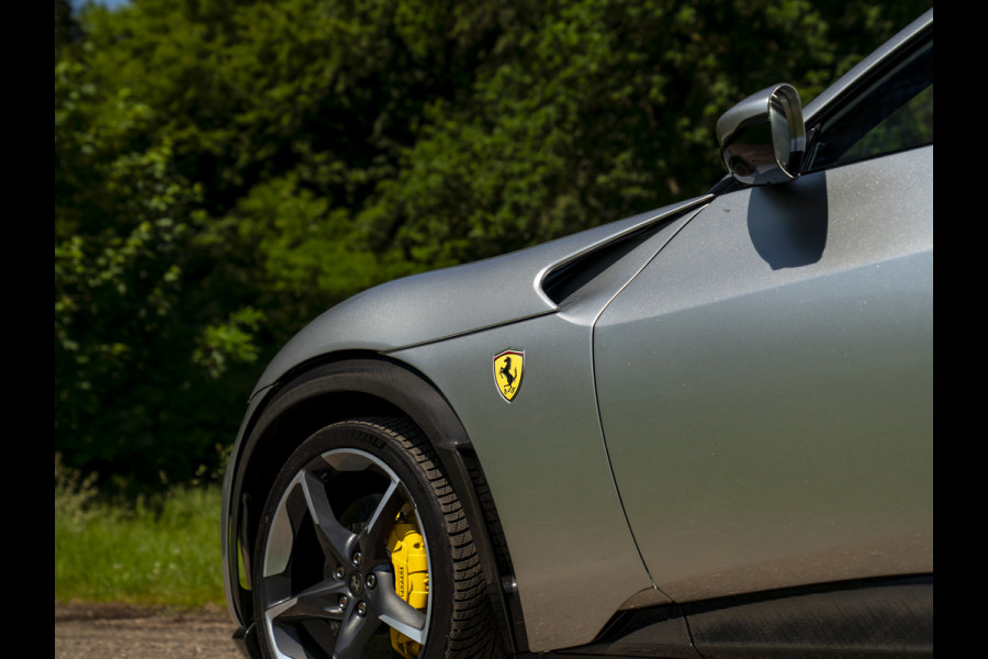 Ferrari Purosangue 6.5 V12 | Sanu Silver | Full Carbon | Alcantara interior