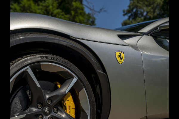 Ferrari Purosangue 6.5 V12 | Sanu Silver | Full Carbon | Alcantara interior