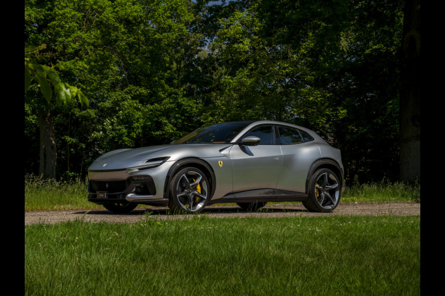 Ferrari Purosangue 6.5 V12 | Sanu Silver | Full Carbon | Alcantara interior