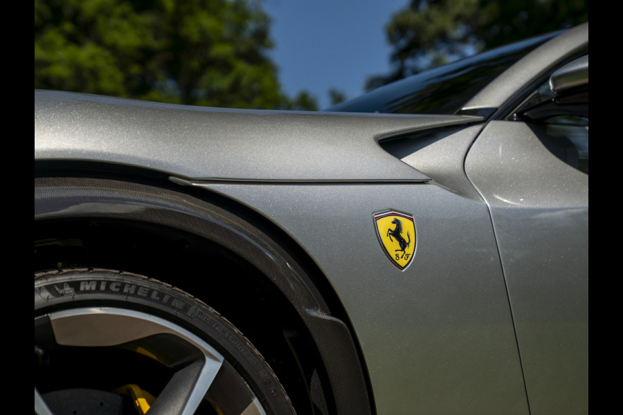 Ferrari Purosangue 6.5 V12 | Sanu Silver | Full Carbon | Alcantara interior
