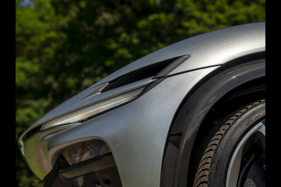 Ferrari Purosangue 6.5 V12 | Sanu Silver | Full Carbon | Alcantara interior