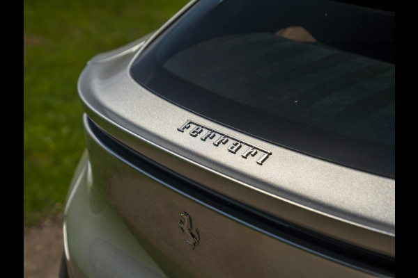 Ferrari Purosangue 6.5 V12 | Sanu Silver | Full Carbon | Alcantara interior