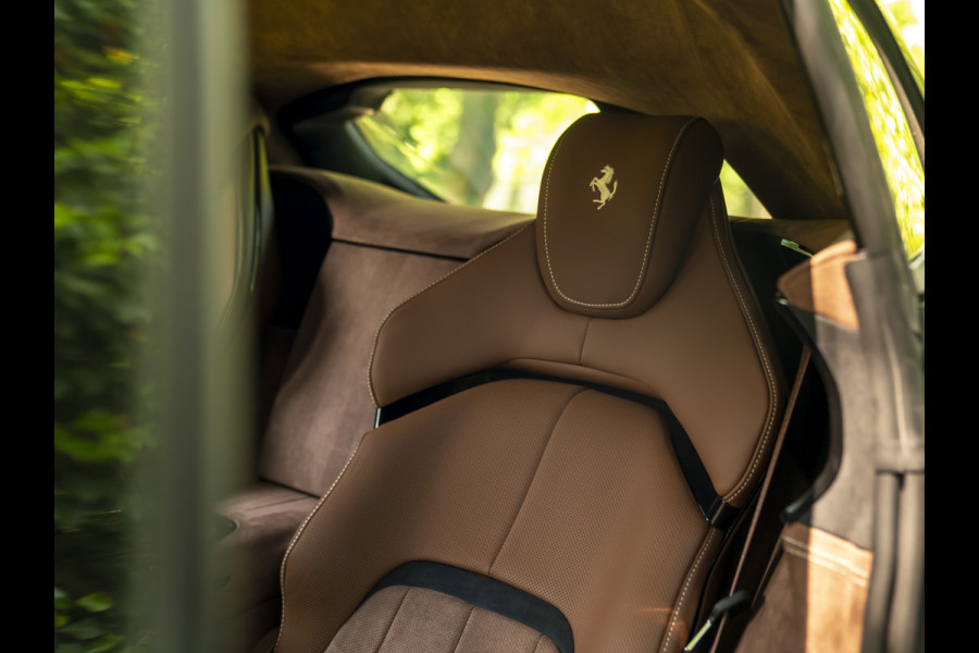 Ferrari Purosangue 6.5 V12 | Sanu Silver | Full Carbon | Alcantara interior