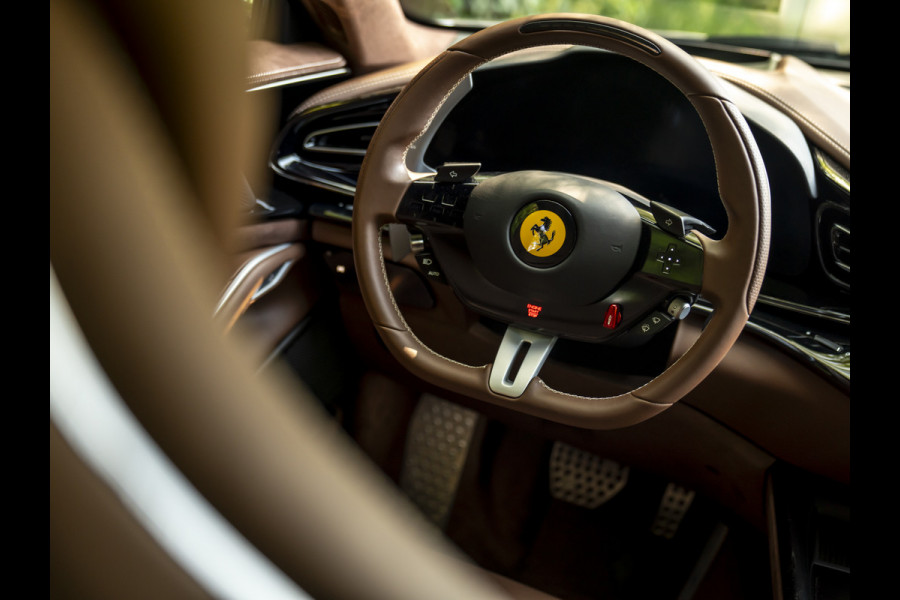 Ferrari Purosangue 6.5 V12 | Sanu Silver | Full Carbon | Alcantara interior