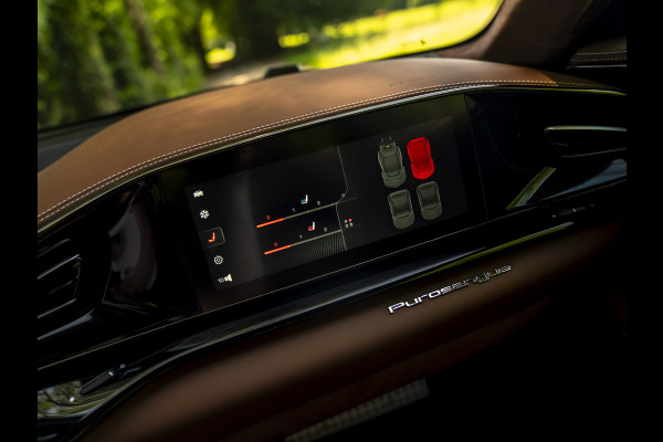 Ferrari Purosangue 6.5 V12 | Sanu Silver | Full Carbon | Alcantara interior
