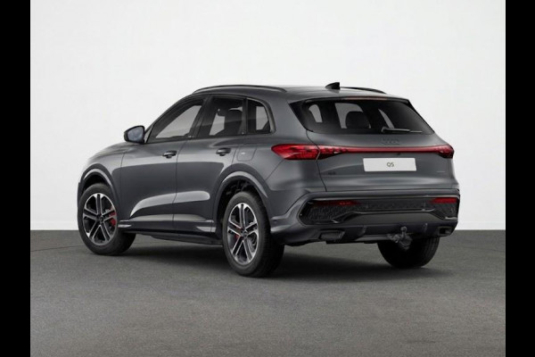 Audi Q5 S edition Competition e-hybrid 367 pk | Panorama-glasdak | MMI experience plus met B&O | Trekhaak, elektr. wegklapbaar | MMI bijrijdersdisplay |