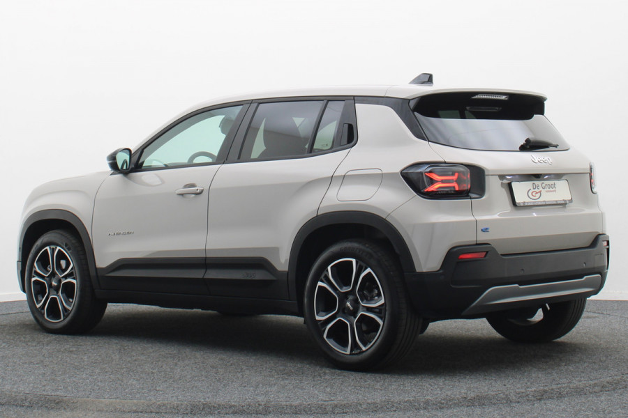 Jeep Avenger Summit 54 kWh Camera, Apple Carplay, LED, ACC, Dodehoeksensor, 18"