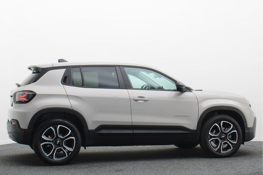 Jeep Avenger Summit 54 kWh Camera, Apple Carplay, LED, ACC, Dodehoeksensor, 18"