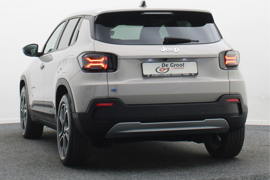 Jeep Avenger Summit 54 kWh Camera, Apple Carplay, LED, ACC, Dodehoeksensor, 18"