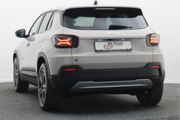 Jeep Avenger Summit 54 kWh Camera, Apple Carplay, LED, ACC, Dodehoeksensor, 18"
