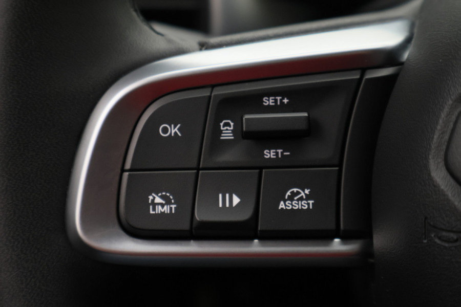 Jeep Avenger Summit 54 kWh Camera, Apple Carplay, LED, ACC, Dodehoeksensor, 18"