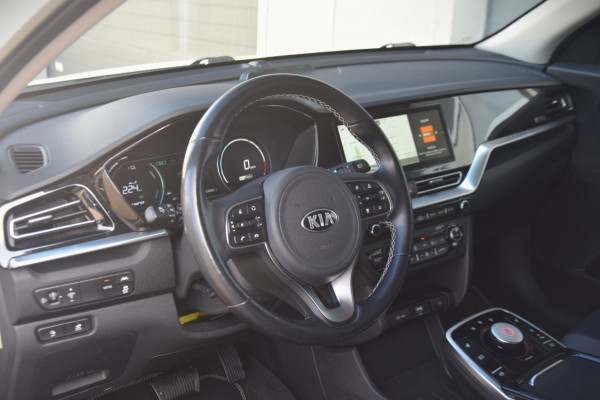 Kia e-Niro DynamicPlusLine 39 kWh SOH 100%/OPENDAK/STOELVERWARMING/CAMERA