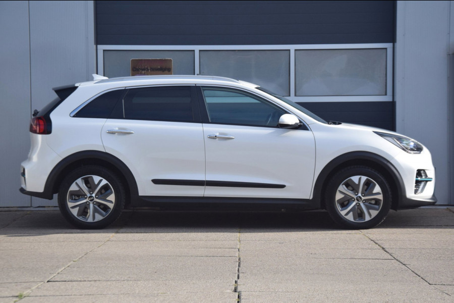 Kia e-Niro DynamicPlusLine 39 kWh SOH 100%/OPENDAK/STOELVERWARMING/CAMERA