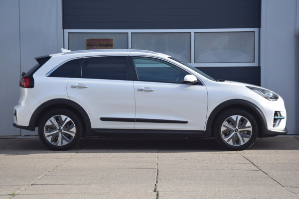 Kia e-Niro DynamicPlusLine 39 kWh SOH 100%/OPENDAK/STOELVERWARMING/CAMERA