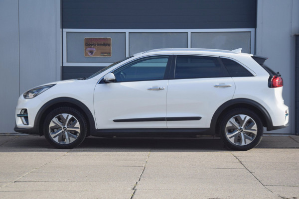 Kia e-Niro DynamicPlusLine 39 kWh SOH 100%/OPENDAK/STOELVERWARMING/CAMERA