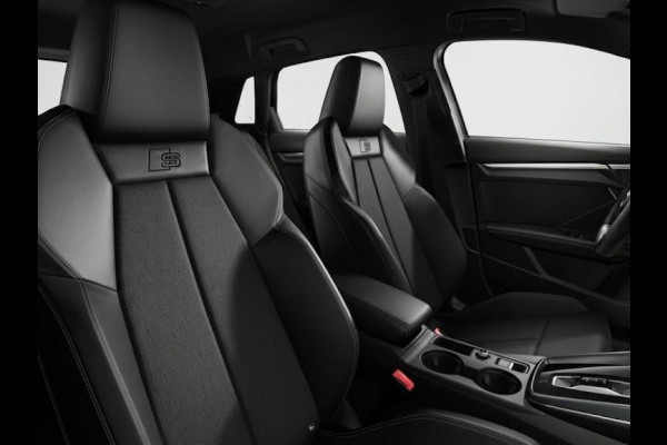 Audi A3 Sportback S edition 40 TFSI 204 pk | Optiekpakket zwart plus | Lichtpakket plus ambient light | Trekhaak | achteruitrijcamera |