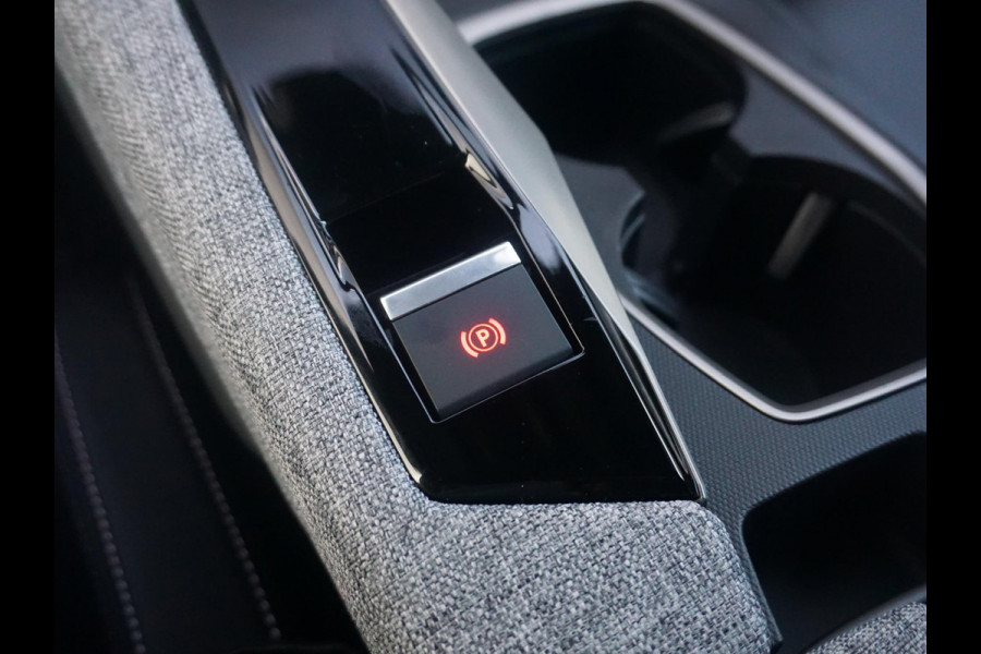 Peugeot 3008 1.2 Hybrid 145 Allure Winterpakket