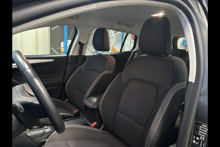 Ford FOCUS Wagon 1.0 EcoBoost Trend Edition Business Navi | Airco | Cruise | PDC | Trekhaak