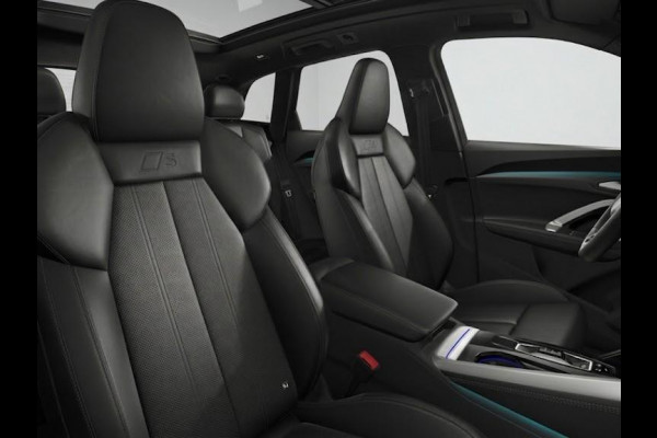 Audi Q5 S edition Competition e-hybrid 367 pk | MMI experience plus met B&O | Trekhaak, elektr. wegklapbaar | Panorama-glasdak | MMI bijrijdersdisplay |