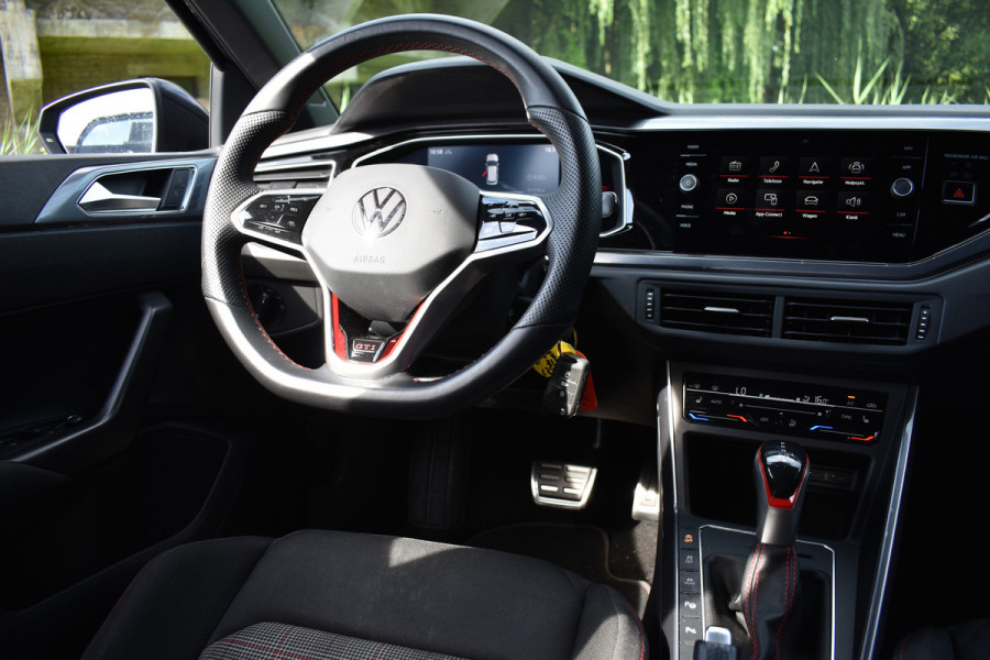 Volkswagen Polo GTI 2.0 TSI 210PK DSG VIRTUAL/LED/CARPLAY  ***