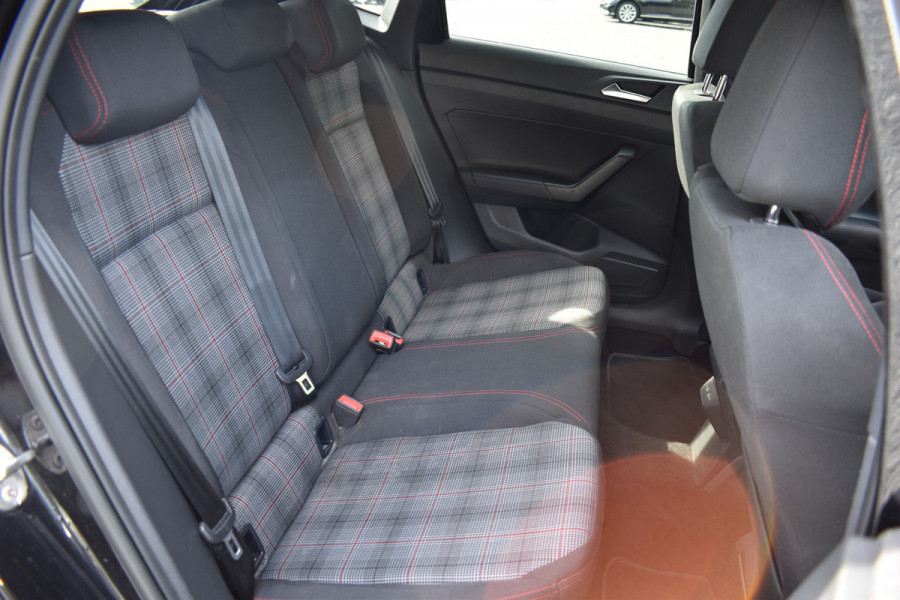Volkswagen Polo GTI 2.0 TSI 210PK DSG VIRTUAL/LED/CARPLAY  ***