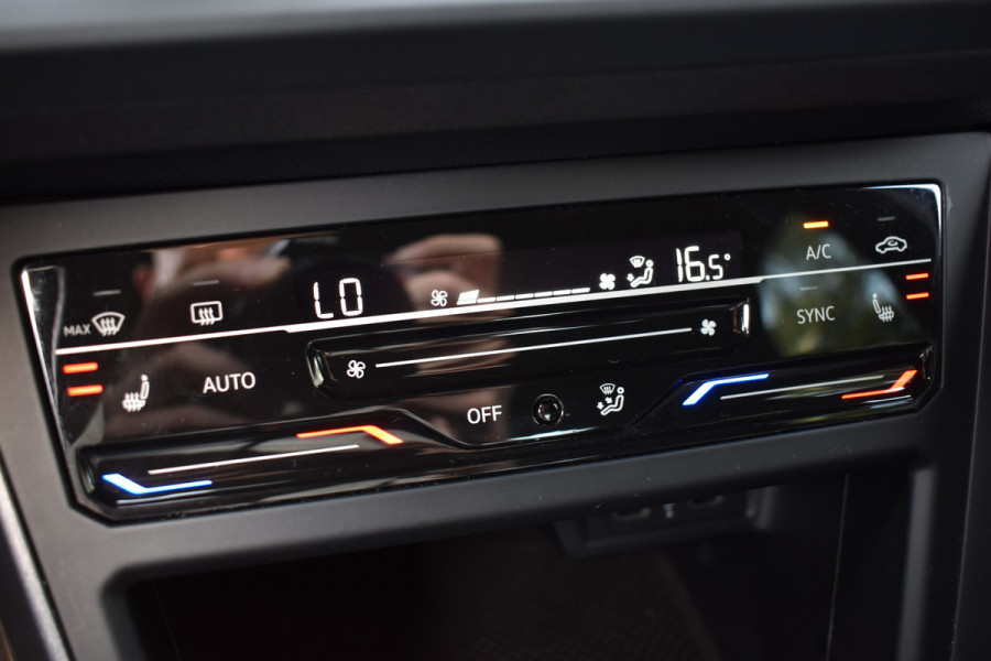 Volkswagen Polo GTI 2.0 TSI 210PK DSG VIRTUAL/LED/CARPLAY  ***