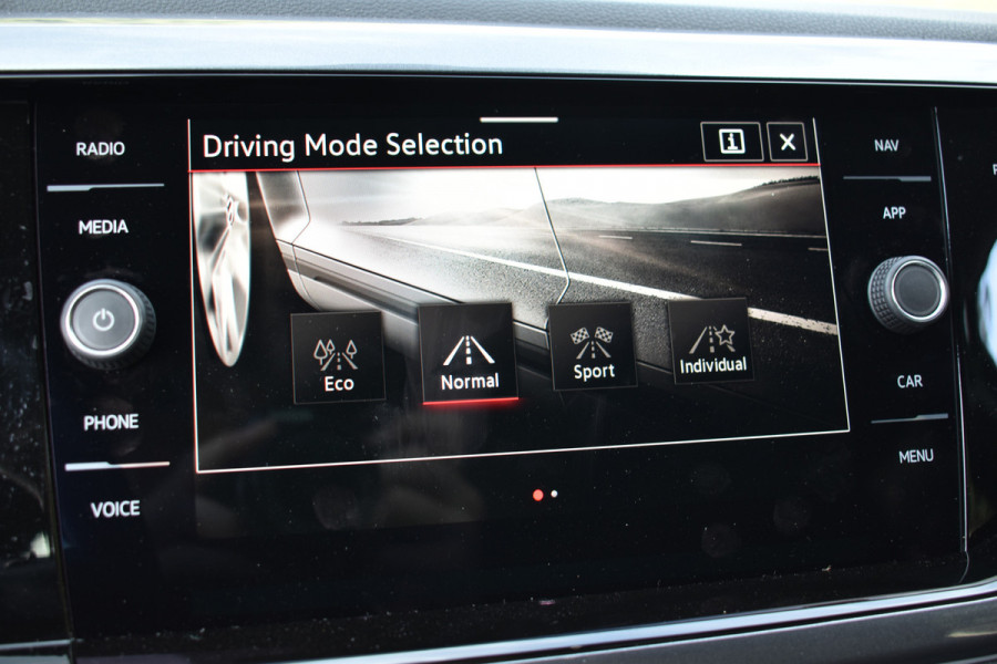 Volkswagen Polo GTI 2.0 TSI 210PK DSG VIRTUAL/LED/CARPLAY  ***