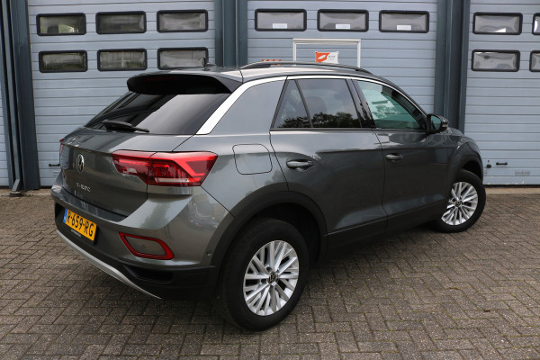 Volkswagen T-Roc 1.0 TSI Life Virtual cockpit Navi Camera Led Privacy glass Bj:2022