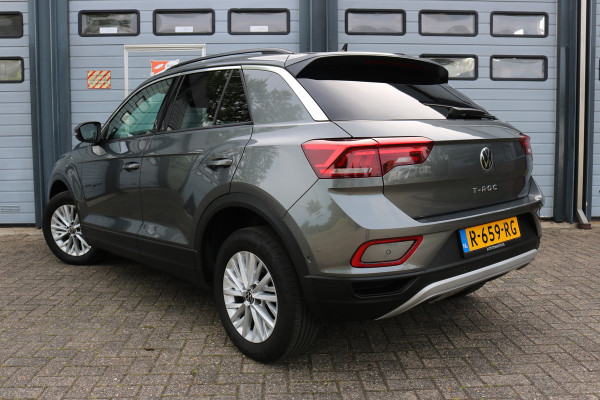 Volkswagen T-Roc 1.0 TSI Life Virtual cockpit Navi Camera Led Privacy glass Bj:2022