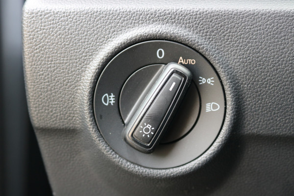 Volkswagen T-Roc 1.0 TSI Life Virtual cockpit Navi Camera Led Privacy glass Bj:2022