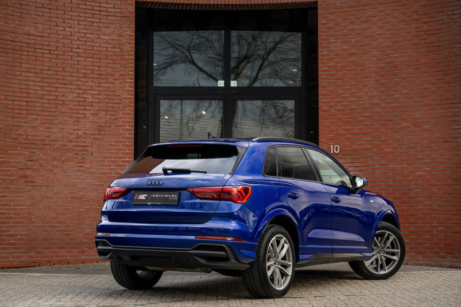Audi Q3 45 TFSI e S-line INDIVIDUAL Audi Exclusive Lak