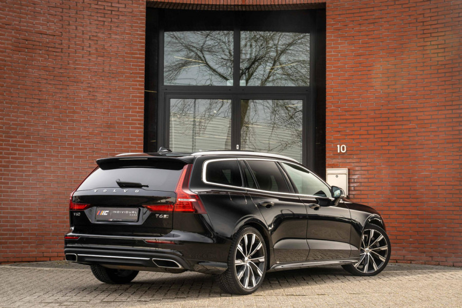 Volvo V60 2.0 T6 AWD Inscription 310pk Massage B&W Trekhaak