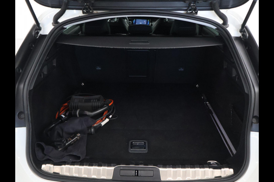 Peugeot 508 SW 1.6 HYbrid PHEV 224 PK AUT. + TREKHAAK | CAMERA | APPLE CARPLAY / ANDROID AUTO | DIGITALE COCKPIT