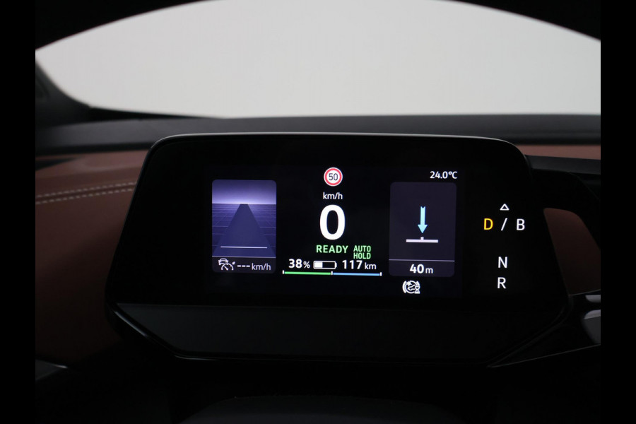 Volkswagen ID.4 PRO 77 kWh + WEGKL. TREKHAAK | ADAPTIVE CRUISE | WARMTEPOMP | STUUR/STOELVERW. | CAMERA | SFEERVERLICHTING