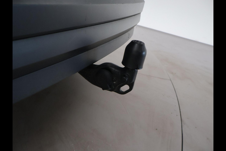 Volkswagen ID.4 PRO 77 kWh + WEGKL. TREKHAAK | ADAPTIVE CRUISE | WARMTEPOMP | STUUR/STOELVERW. | CAMERA | SFEERVERLICHTING