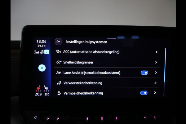Volkswagen ID.4 PRO 77 kWh + WEGKL. TREKHAAK | ADAPTIVE CRUISE | WARMTEPOMP | STUUR/STOELVERW. | CAMERA | SFEERVERLICHTING