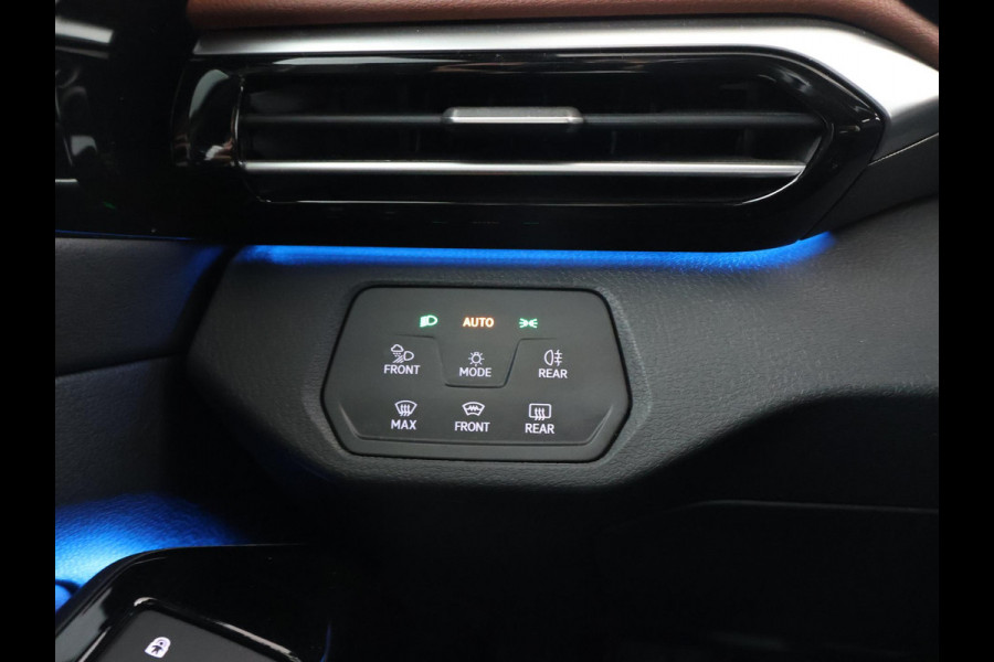 Volkswagen ID.4 PRO 77 kWh + WEGKL. TREKHAAK | ADAPTIVE CRUISE | WARMTEPOMP | STUUR/STOELVERW. | CAMERA | SFEERVERLICHTING