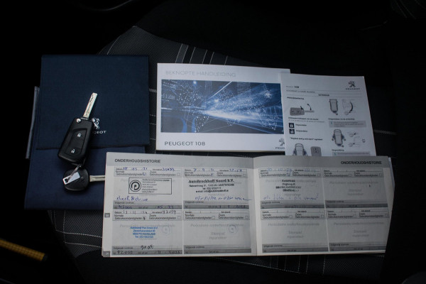 Peugeot 108 1.0 e-VTi Active Premium NL-auto [ Airco Bluetooth LED-dagrijverlichting Centrale Vergrendeling Elektrische Ramen ]